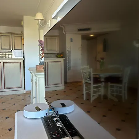 Luciano Maxime Apartment *