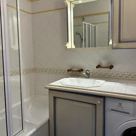 Luciano Maxime * Sainte-Maxime