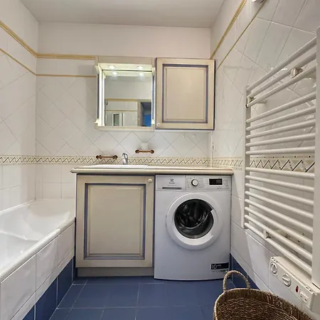 Luciano Maxime * Sainte-Maxime